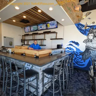 sushi and sashimi, interior