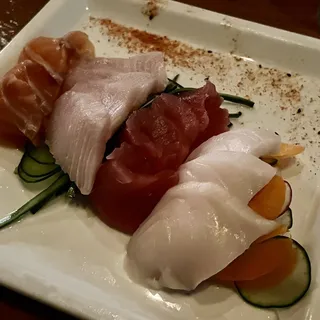 Sashimi Dinner(16 pcs) *Gluten-Free