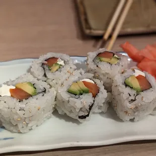 San Leandro Roll - salmon w/ avocado &amp; cream cheese ($9.50)