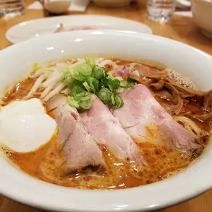 Spicy paitan -- super rich.