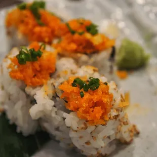 Happy hour spicy ahi