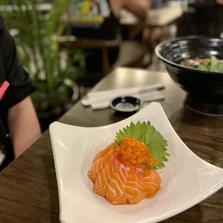 Salmon Ikura Donburi Lunch Set