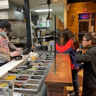 Build your own poke bowl