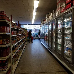 Sauces and freezer section