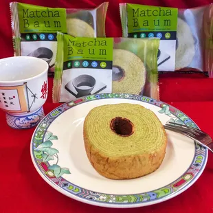 Matcha cakes
