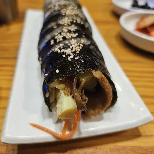 Beef kimbap