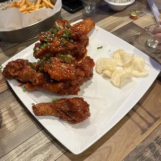 2. Yang Nyum Chicken Wings