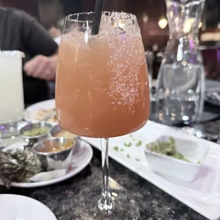 Refreshing cola de caballero