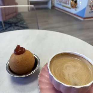 Buñuelo and cafe