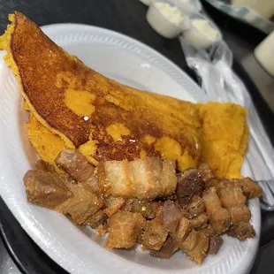 Cachapa con Chicharrón y queso