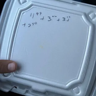 I&apos;m confused is the foam plate 11.99 and the food $3?! This is dumb