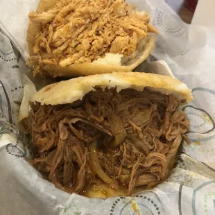 Carne arepa pollo arepa