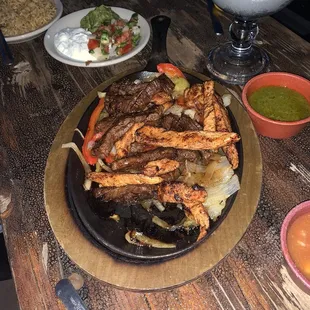 Ordered beef and shrimp fajitas. Got beef and chicken. It was excellent!