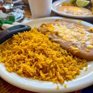 a plate of mexican food
