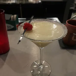 Piña colada martini