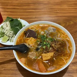 19. bun rieu