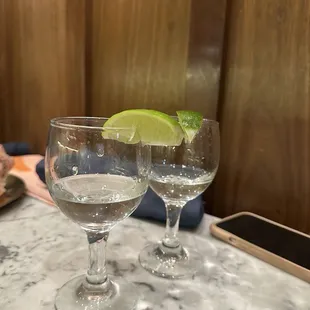 Great service. I recommend the shots.