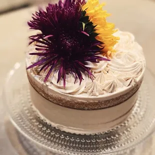 Vanilla Cake | Ibarra Chocolate Buttercream Filling | Mexican Vanilla Buttercream