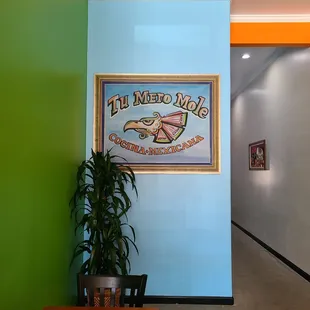 The nachos were very good. Chips were fresh and they did not skimp on the guacamole. I will most definitely be back.