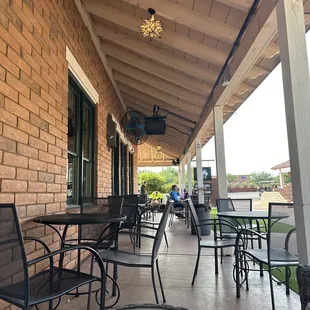 Side patio