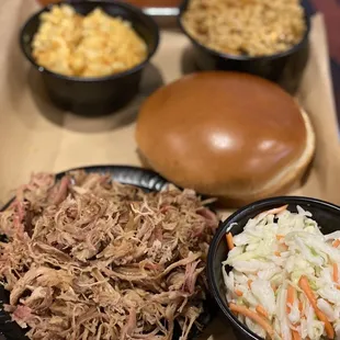 Pulled pork sandwich