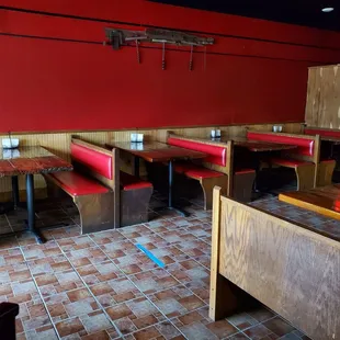 April 2020: The side room. Would be perfect for a personal gathering to celebrate a birthday, etc.