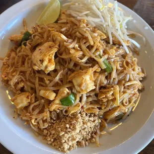 N1. Pad Thai