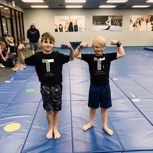 Love seeing our students rep our apparel.