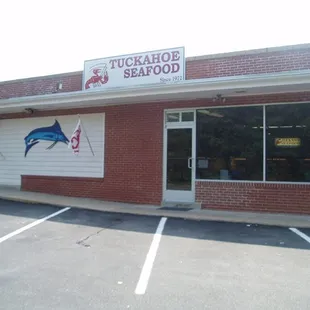 Tuckahoe Seafood in Richmond