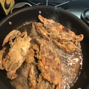 Fantastic fresh soft shell crabs !!! Yummy