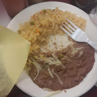 3 Tacos Rice & Beans ***