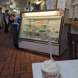 Single scoop of honey lavender