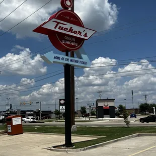 Sign facing Rockwell