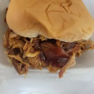 Pulled Pork sandwich