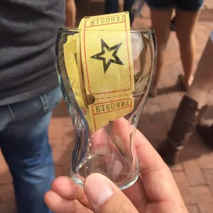 5 x 20 = 100oz of beeeeer