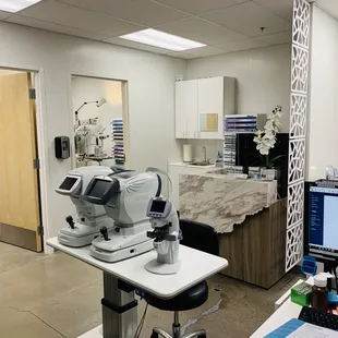 State of the art pre-testing equipment using the Marco-Nidek Auto-Refract/Keratometer and Auto Non-Contact Tonometer.