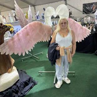 Some beautiful carved quart wings