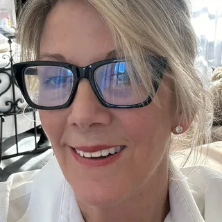 Sandy M.