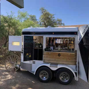 HORSE TRAILER BAR