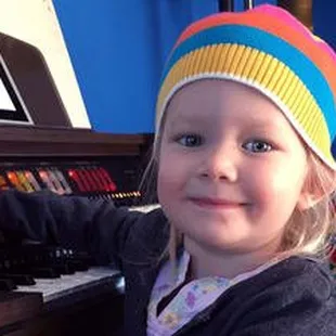 Keyboard lessons for toddlers!