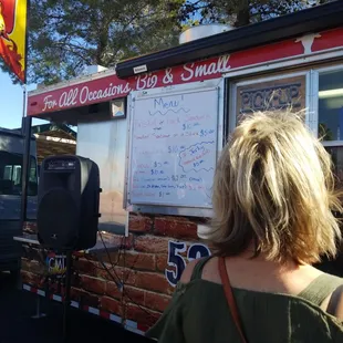 Long lines and expensive food..we went with barbecue because shortest line