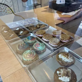 Cookie selection for the day.   (6/11/2022)