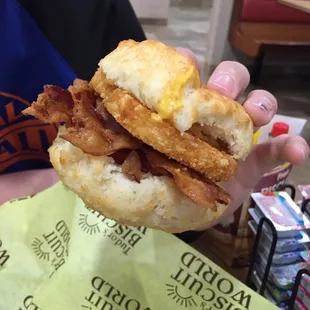 a bacon and egg biscuit sandwich