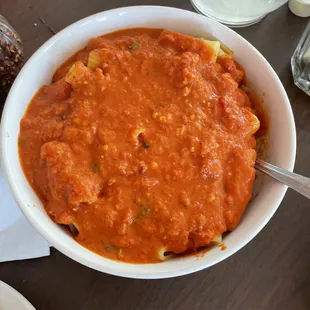 Rigatoni w/Vodka Sauce