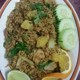 Pineapple Curry Fried Rice
