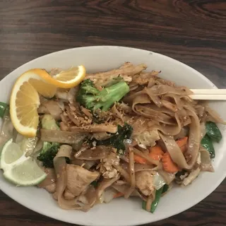 Pad Kee Mao DWI Noodles