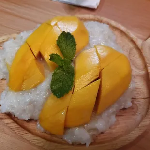 Sweet Sticky Rice with Mango