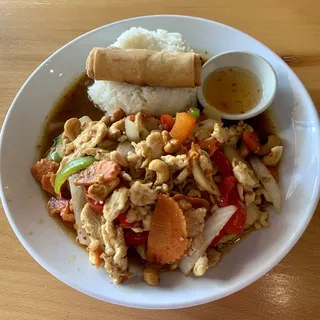 Cashew Nut Chicken Entree