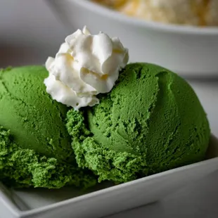 Green tea ice cream