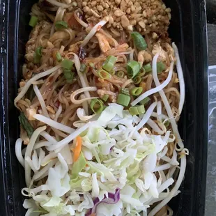 Chicken pad Thai, spicy 2. Which was the exact spice I was looking for a little kick but not much and still awesome flavor!